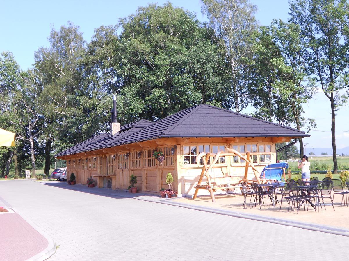 Hotel Kuban Pszczyna Kültér fotó